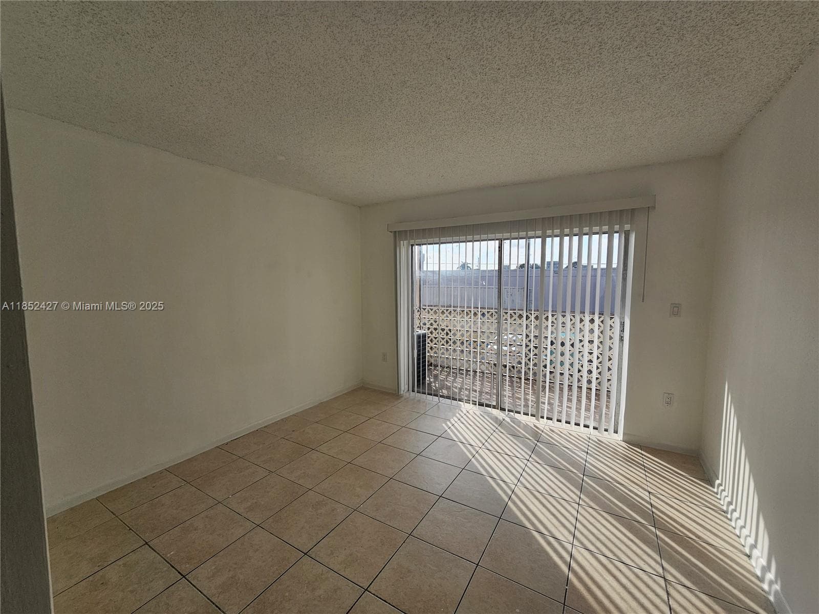 SUNSET HILLS I CONDO · #206 in Lauderdale Lakes - Photo 4