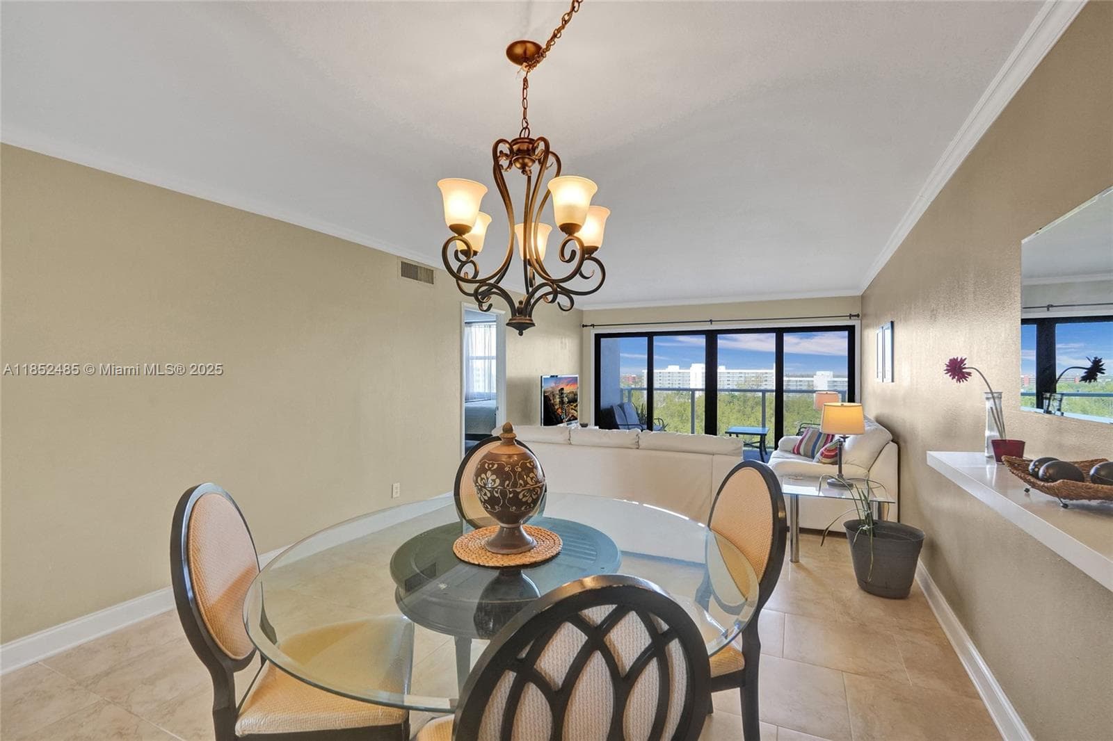 Waterbury · #1005 in Pompano Beach - Photo 10