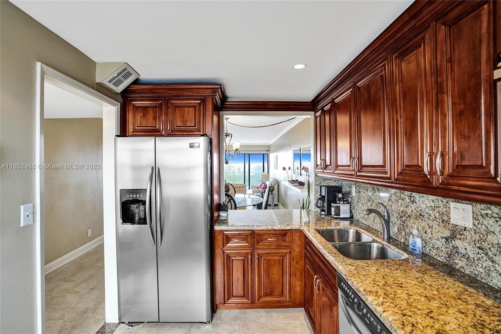 Waterbury · #1005 in Pompano Beach - Photo 18
