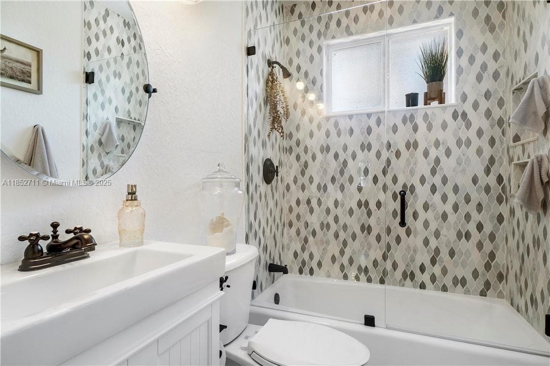 2365 SW 34th Way photo 18