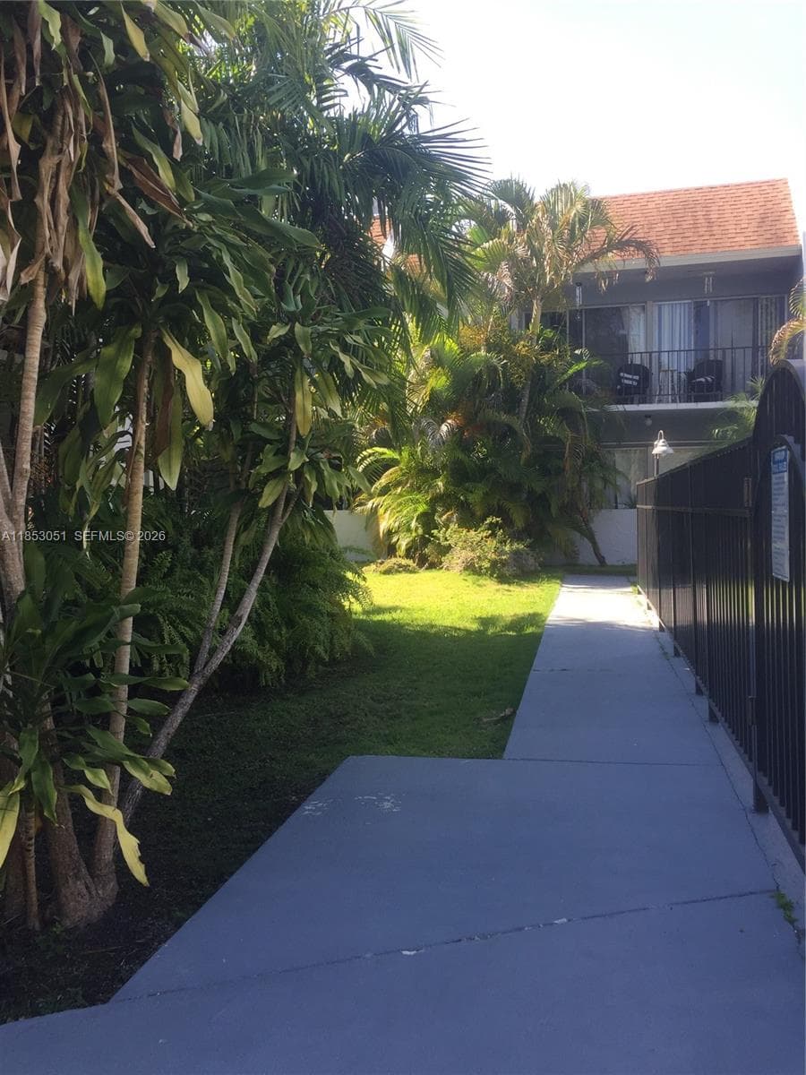 INWOOD CONDO · #D7 in Miami - Photo 6