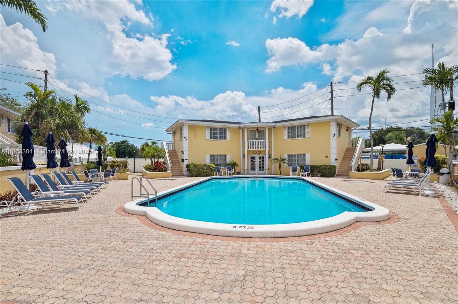 Imperial Point Gardens · #802 in Fort Lauderdale - Photo 14