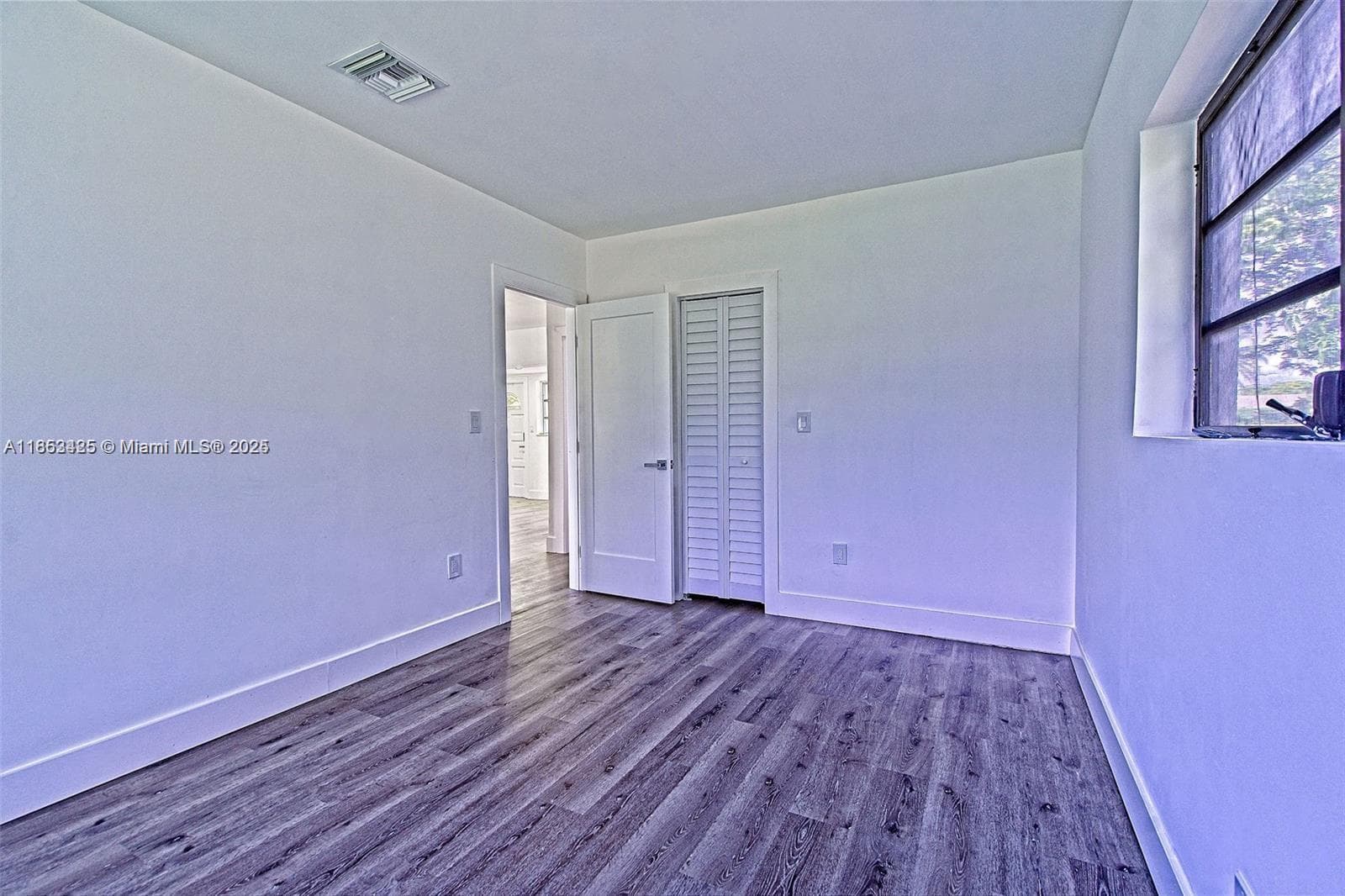 372 W Dayton Cir photo 13