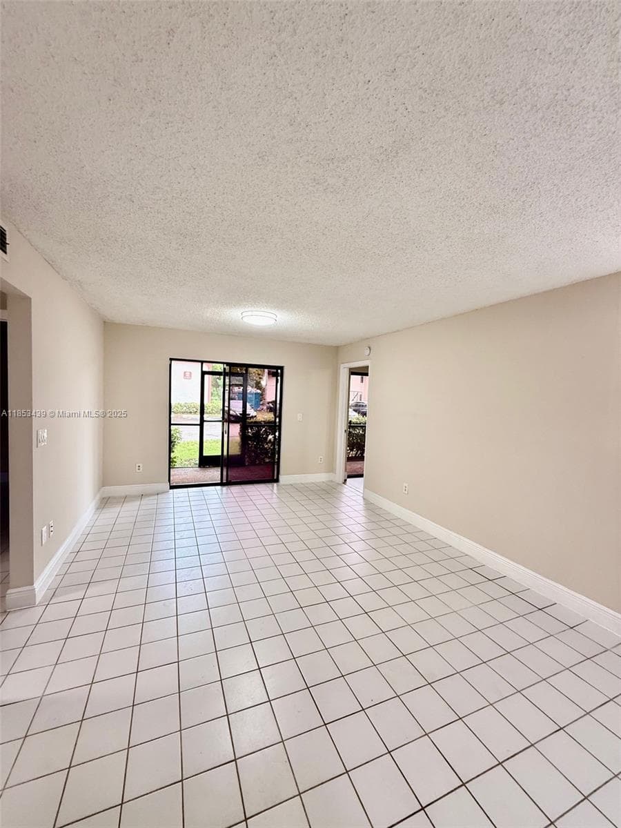 MONTEREY CONDO THREE · #102-30 in Miami - Photo 14