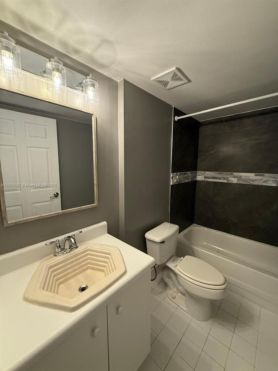 CLUB CARIBE CONDO · #508 in Coconut Creek - Photo 17