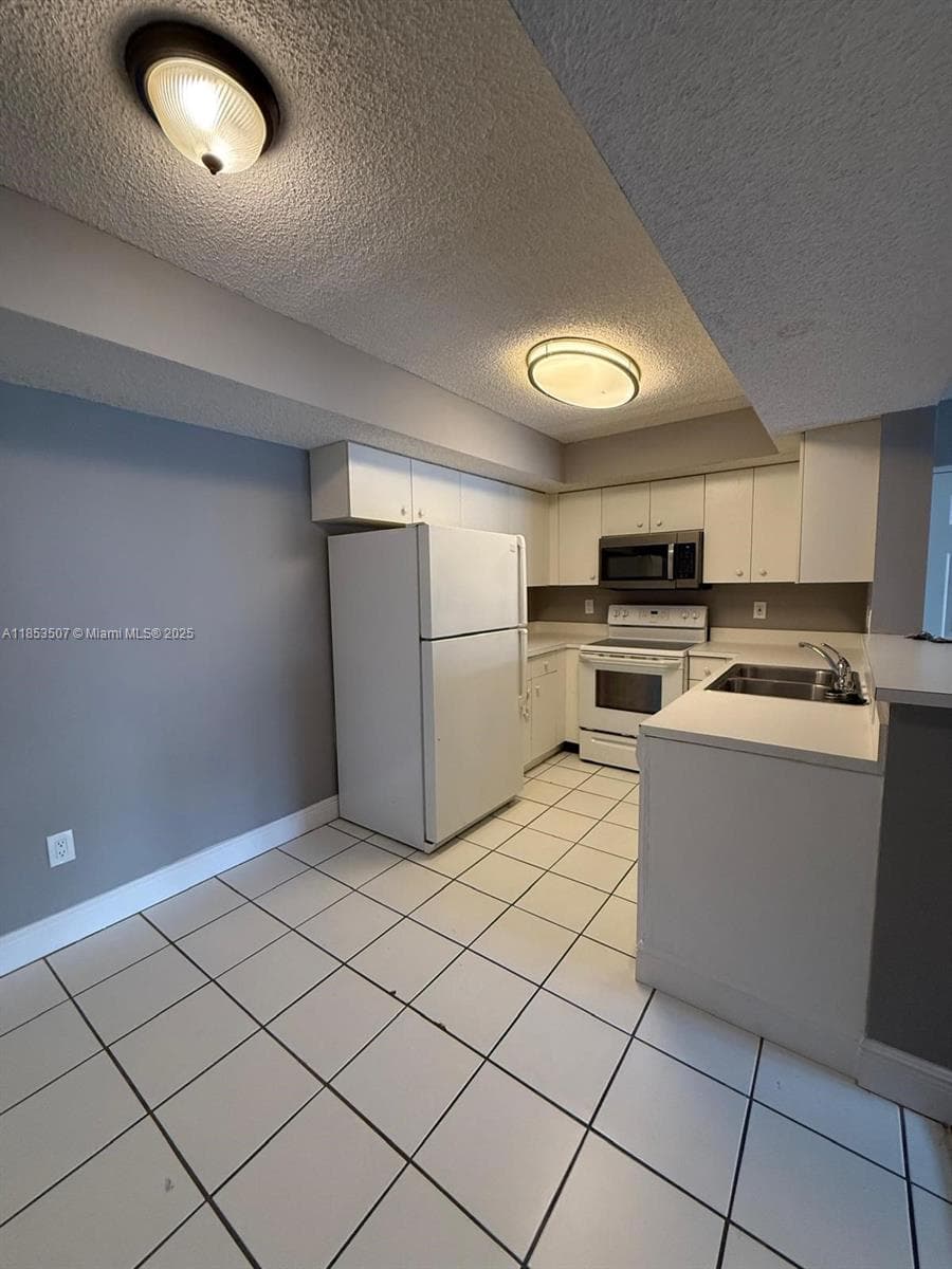 CLUB CARIBE CONDO · #508 in Coconut Creek - Photo 11