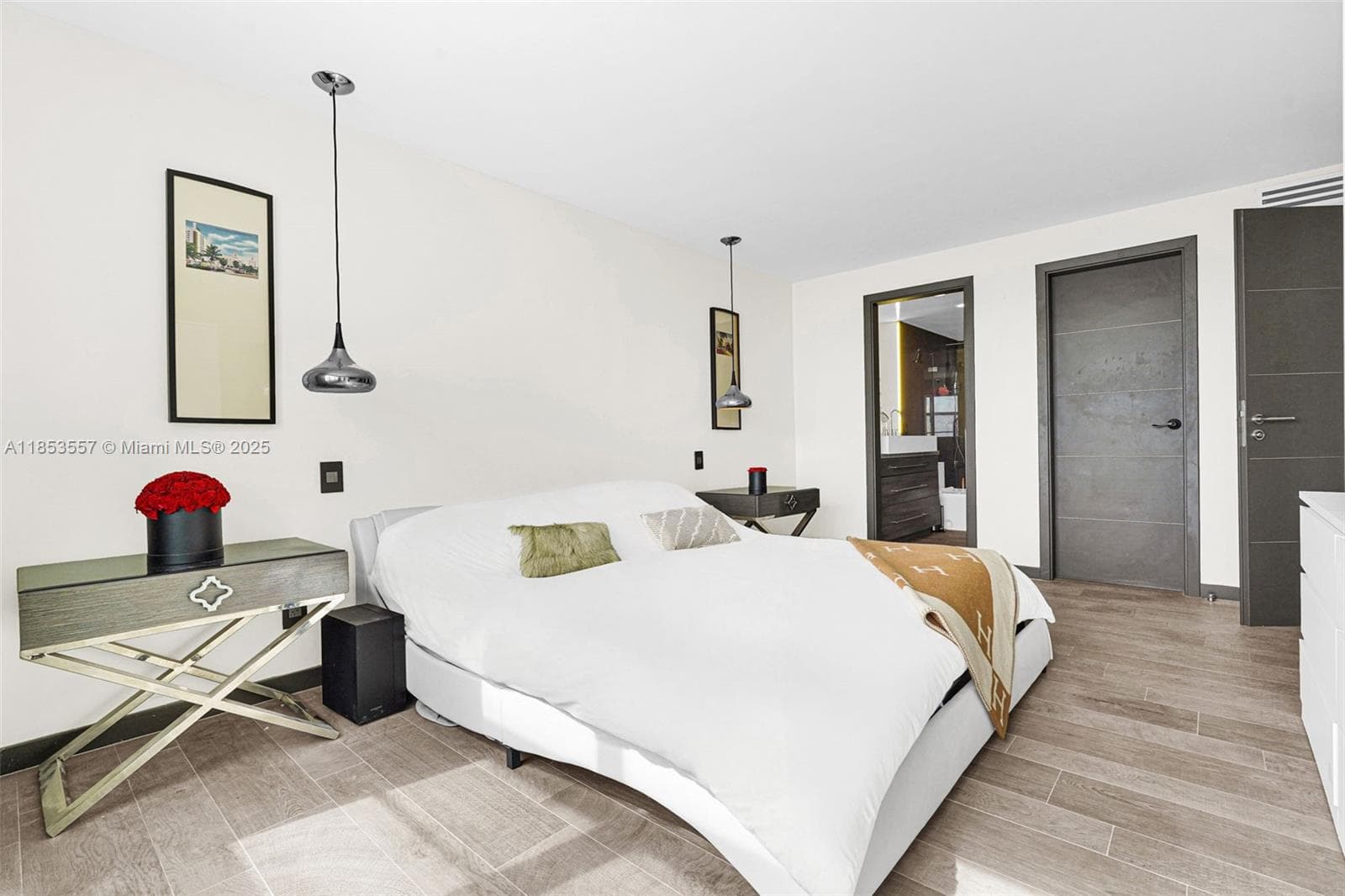 Seacoast 5151 · #1519 in Miami Beach - Photo 17
