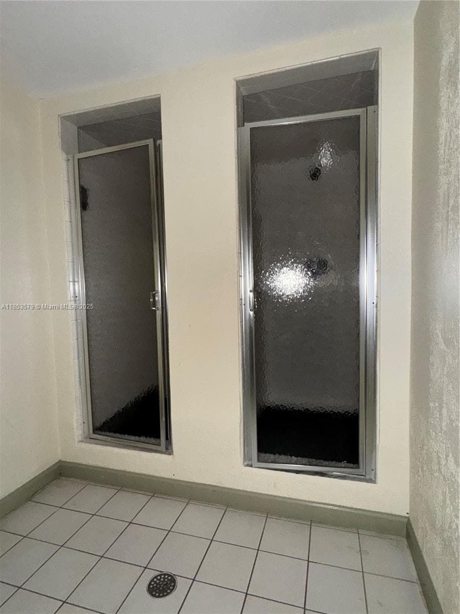 steam room