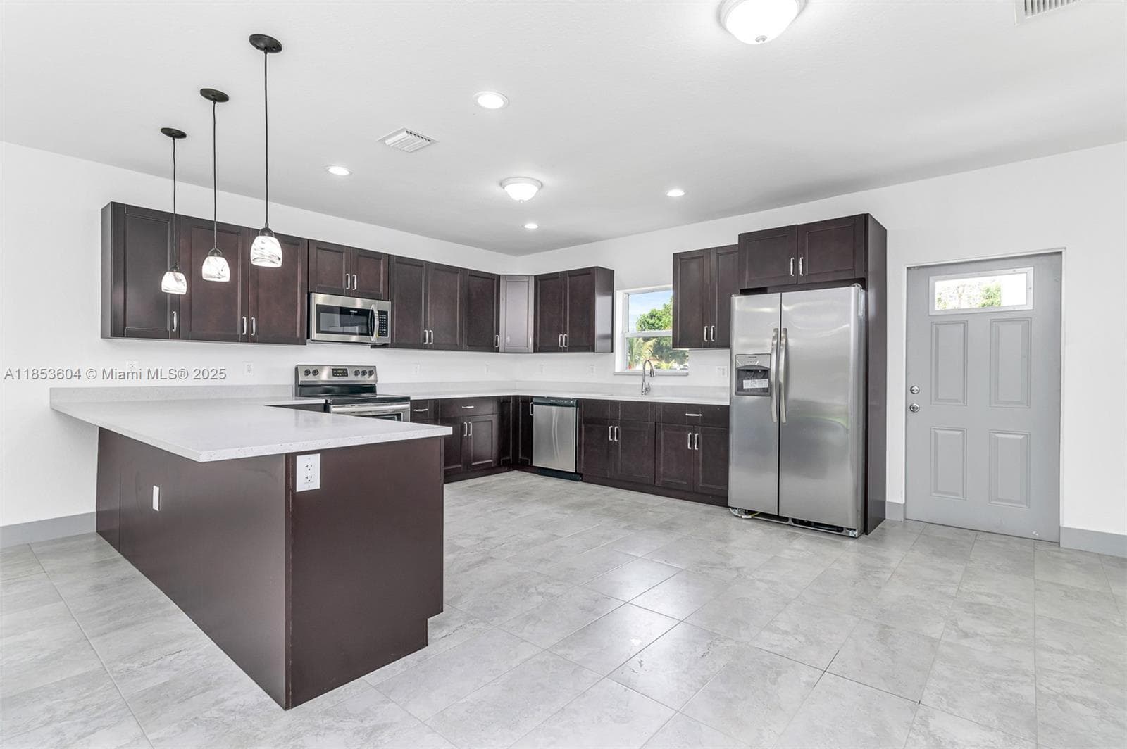 2360 NW 14th St #- photo 2