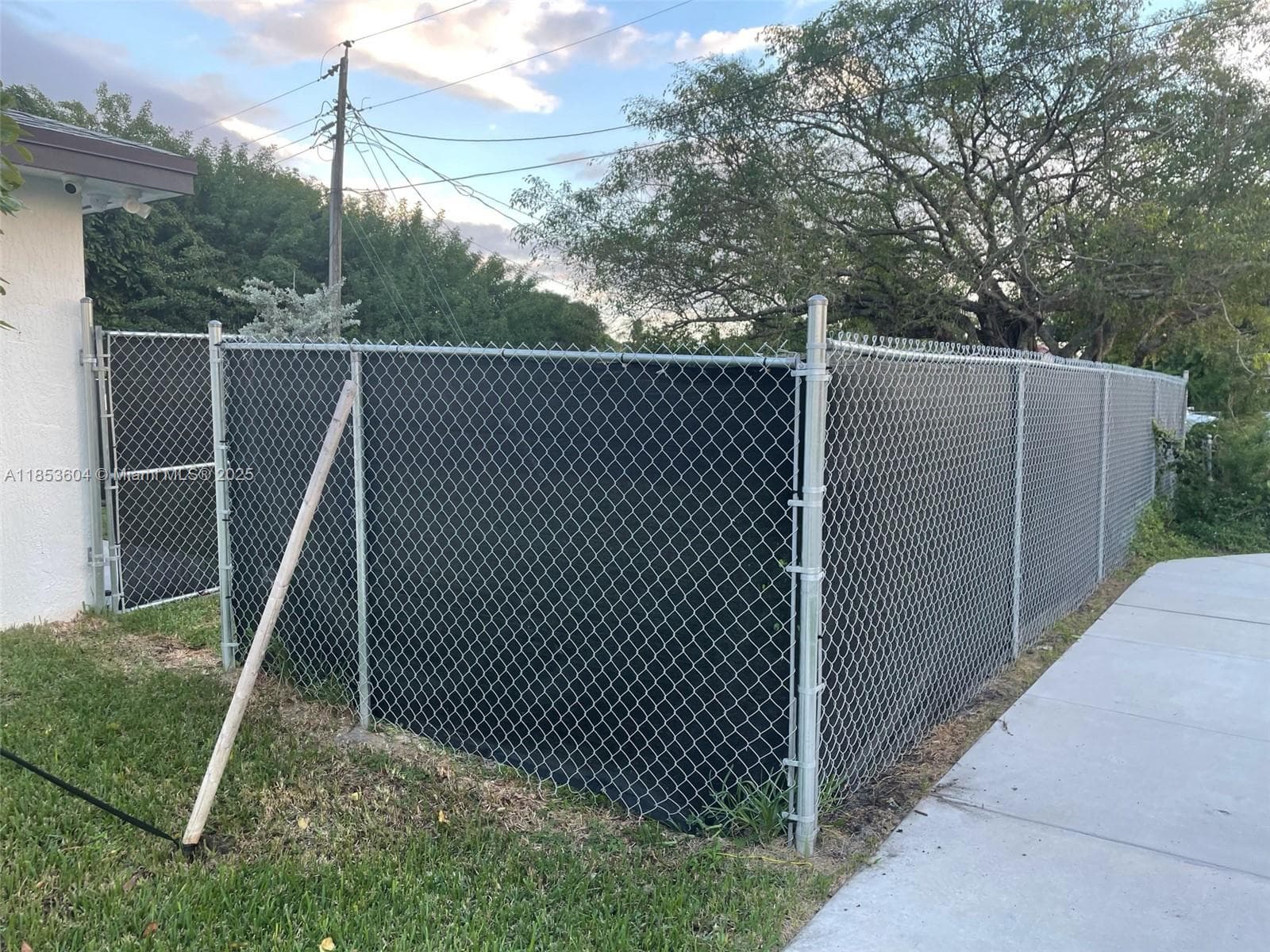 2360 NW 14th St #- photo 15