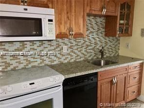 GUILDFORD CONDO · #206 in Bay Harbor Islands - Photo 2