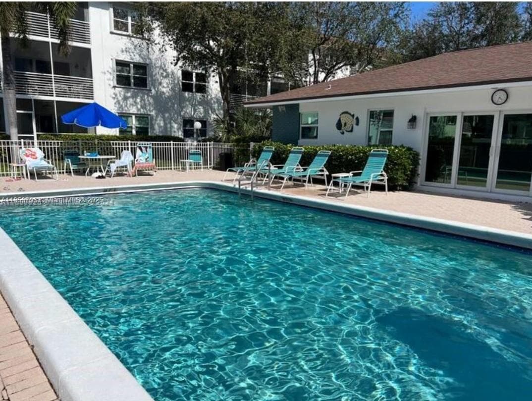 GARDENS BY THE SEA CONDO · #211 in Lauderdale By The Sea - Photo 4