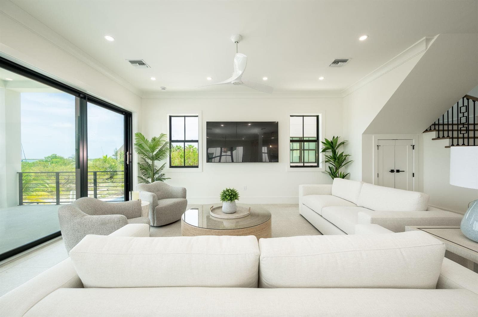 36-web-or-mls-NDP-231-E-Shore-6--9