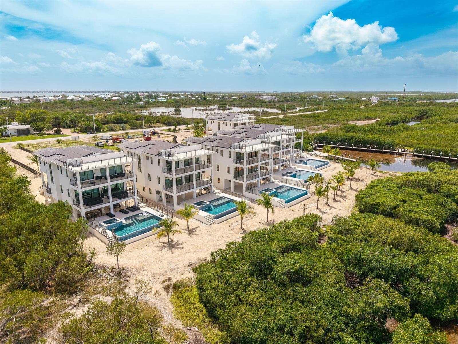 14-web-or-mls-NDP-231-E-Shore-6--27