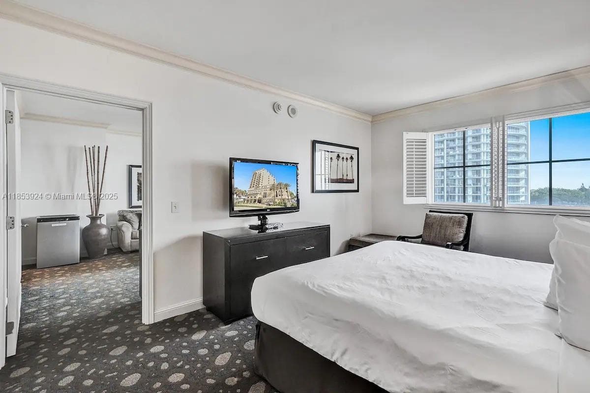ATLANTIC HOTEL · #903 in Fort Lauderdale - Photo 11