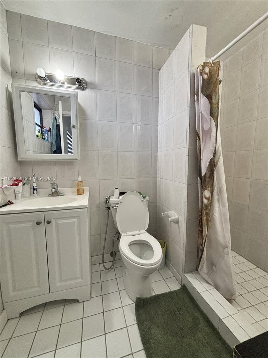 18601 SW 98th Ave photo 5