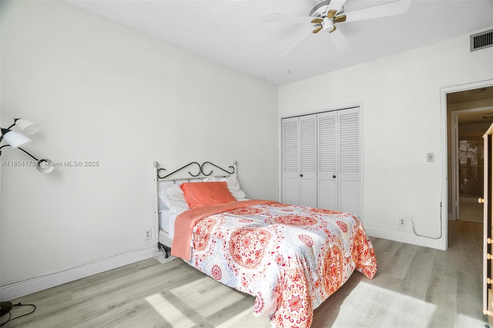 HILLCREST EAST NO 22 · #118 in Hollywood - Photo 26