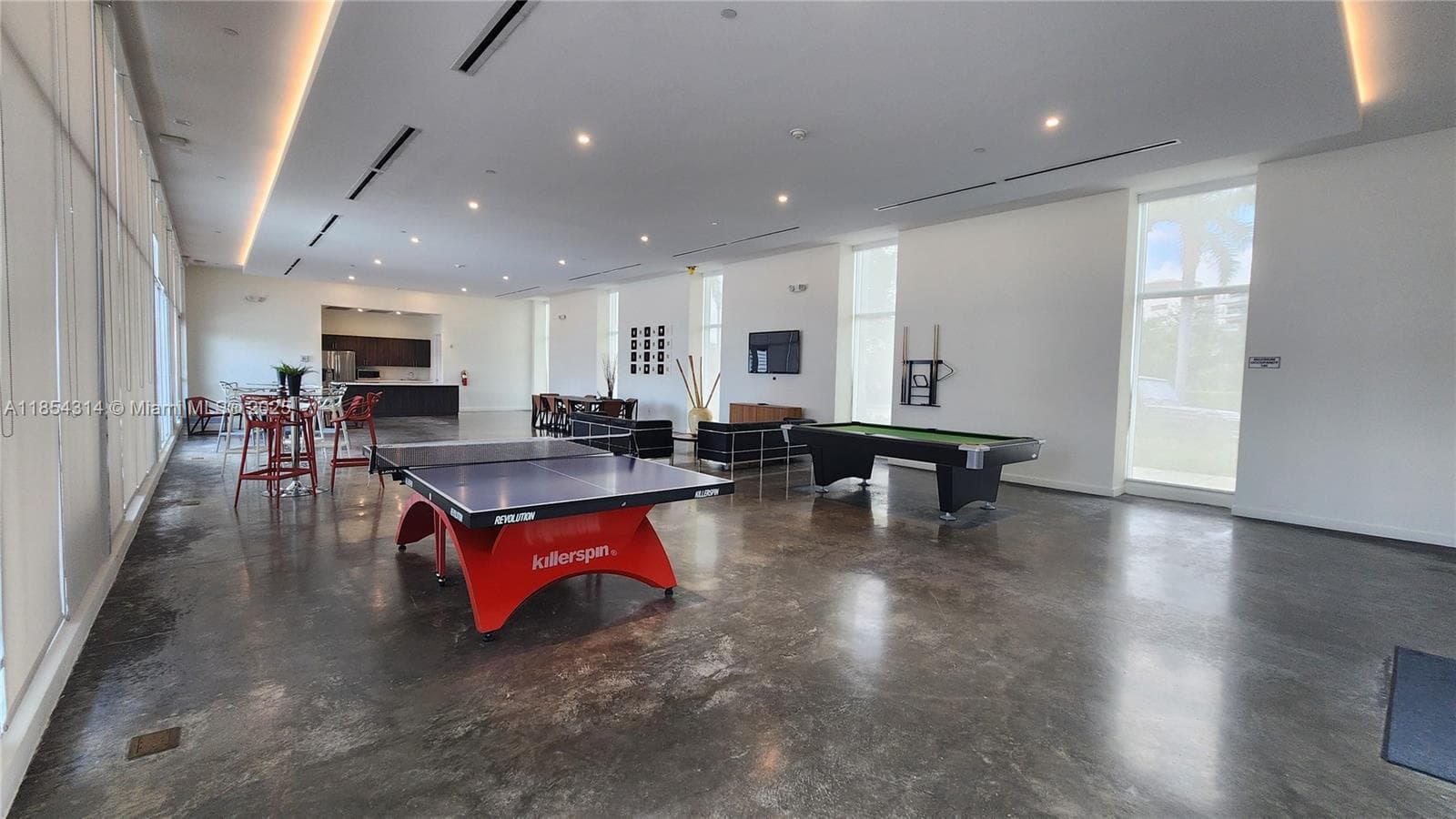 ONE FIFTY ONE AT BISCAYNE · #1605 in North Miami - Photo 37