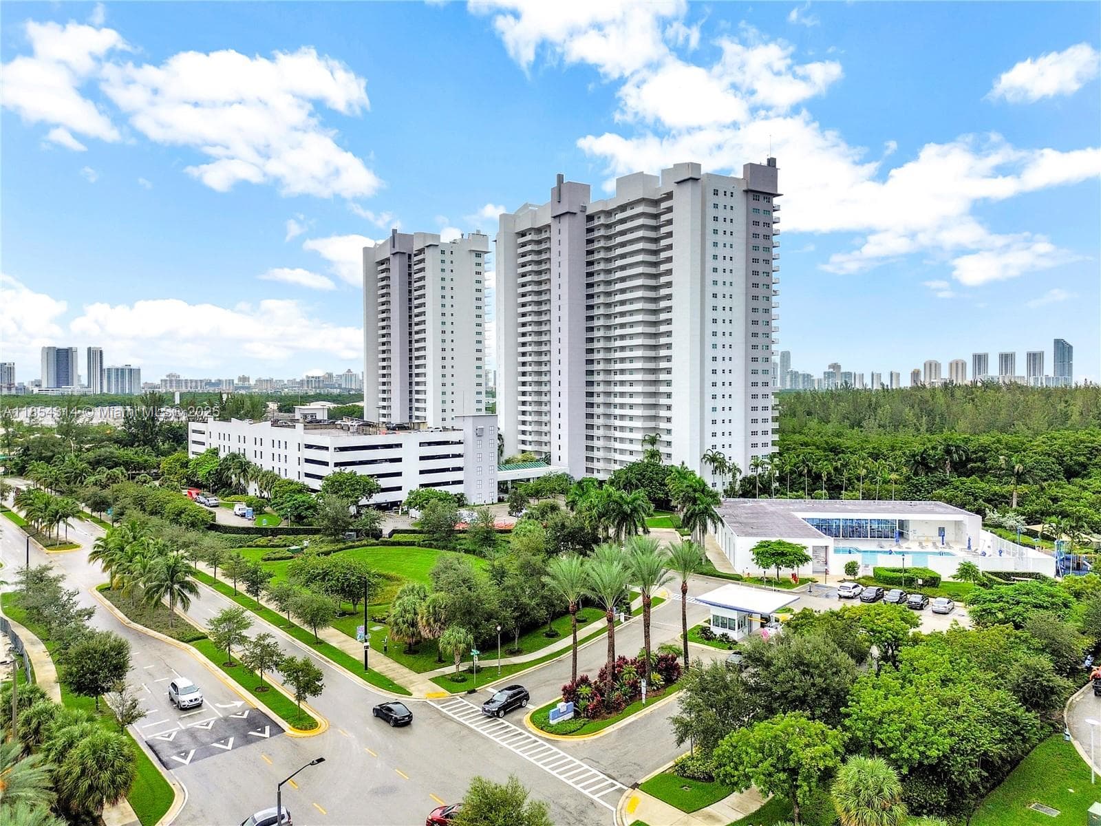 ONE FIFTY ONE AT BISCAYNE · #1605 in North Miami - Photo 44