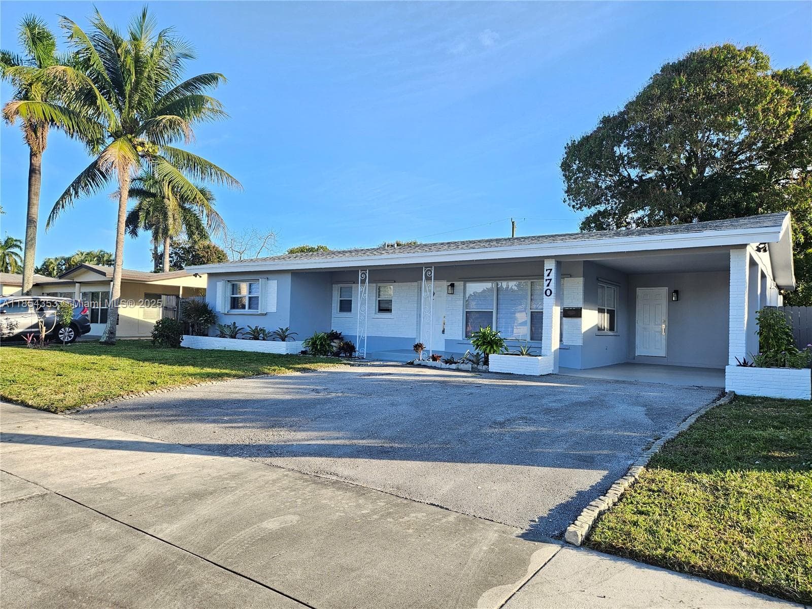 770 NW 38th St photo 2