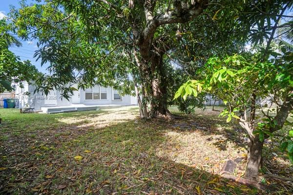 770 NW 38th St photo 22