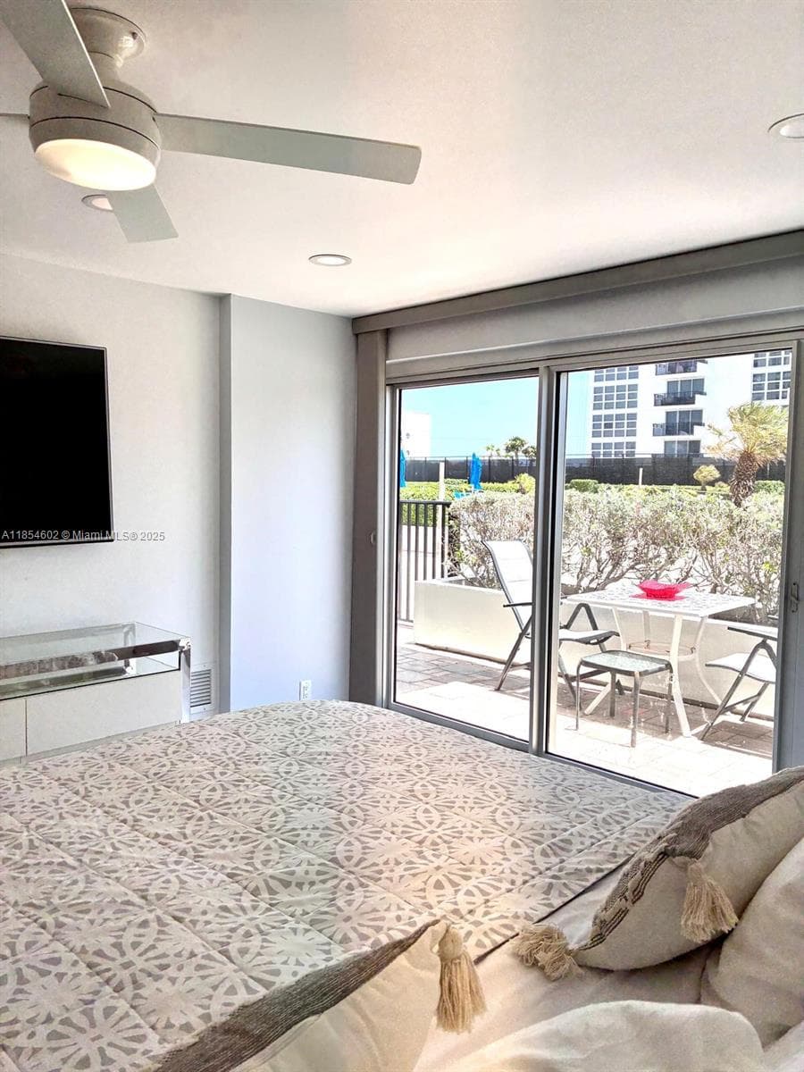 SILVER THATCH ATLANTIC PL · #404 in Pompano Beach - Photo 19