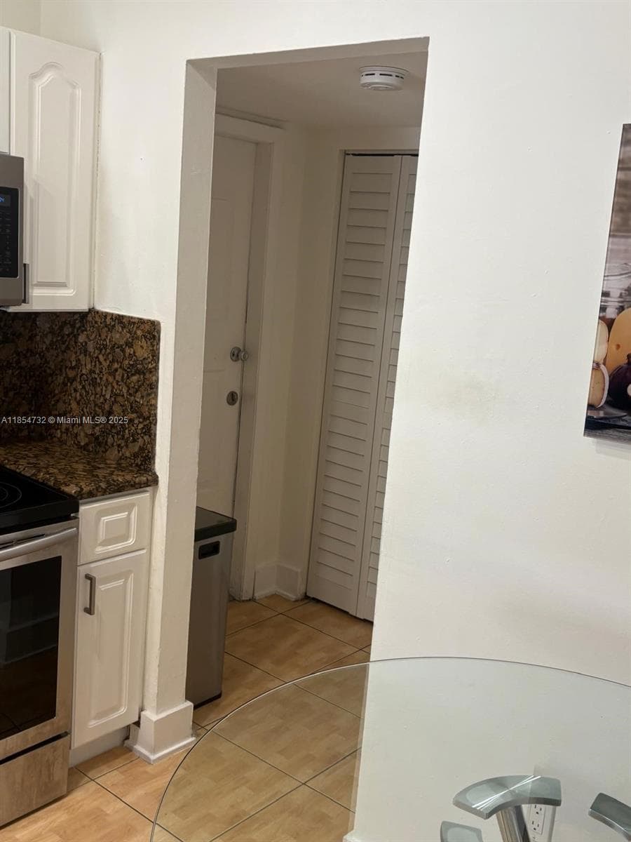 1671 SW 29th Ave photo 9