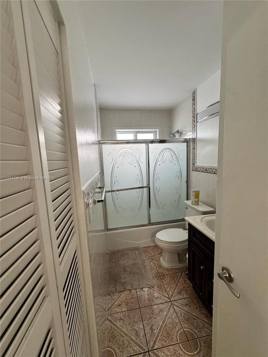 1671 SW 29th Ave photo 15