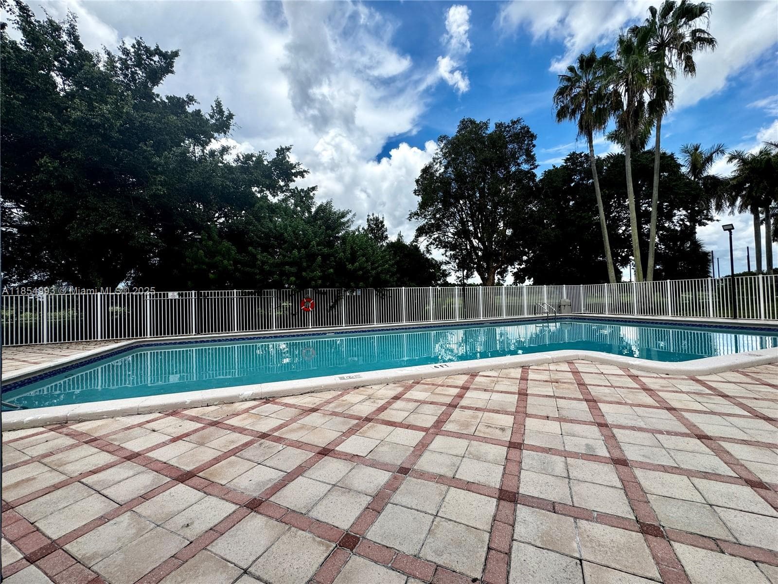 LAS BRISAS@ COUNTRY CLUB · #A211 in Hialeah - Photo 13