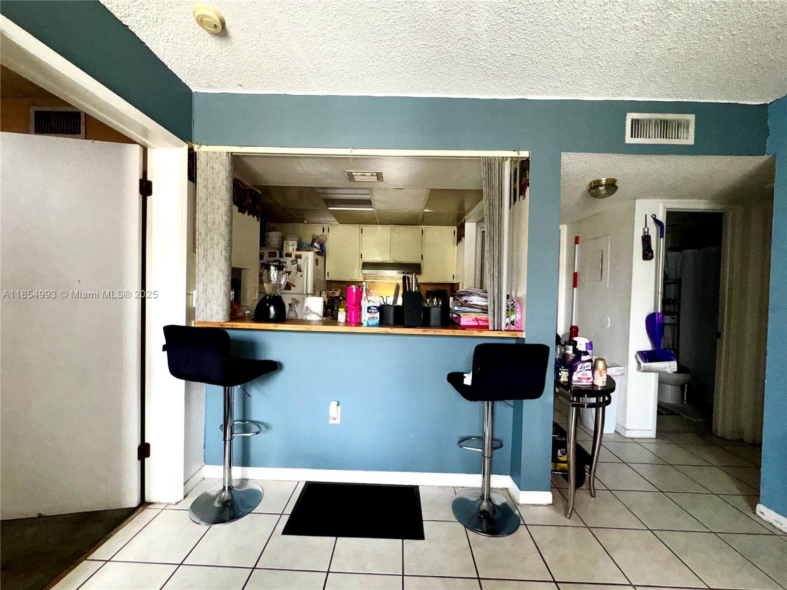 LAS BRISAS@ COUNTRY CLUB · #A211 in Hialeah - Photo 4