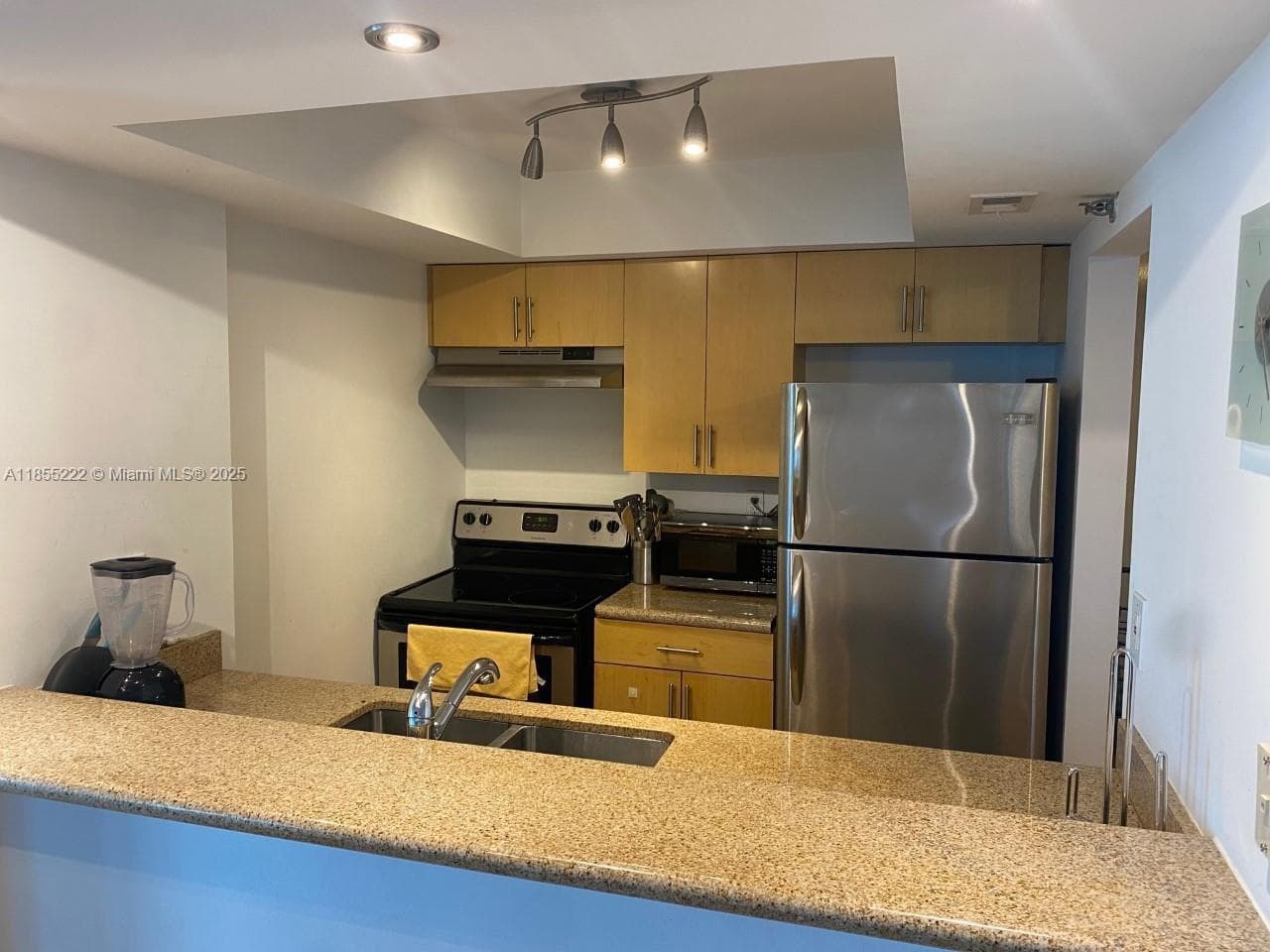 MADISON DOWNTOWN CONDO · #W-1908 in Miami - Photo 5