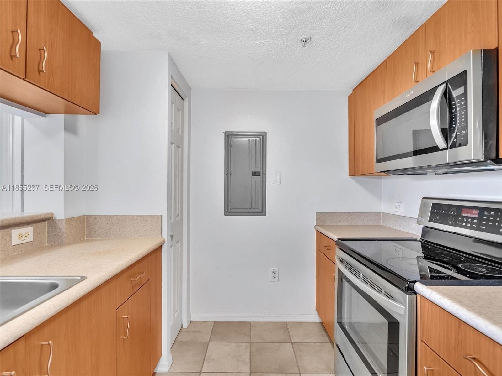 SEYBOLD POINTE CONDO · #1208 in Miami - Photo 13