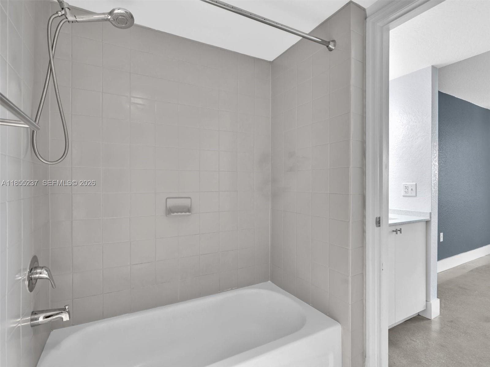 SEYBOLD POINTE CONDO · #1208 in Miami - Photo 24