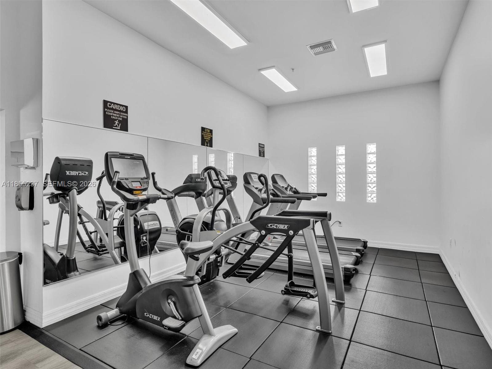 SEYBOLD POINTE CONDO · #1208 in Miami - Photo 44