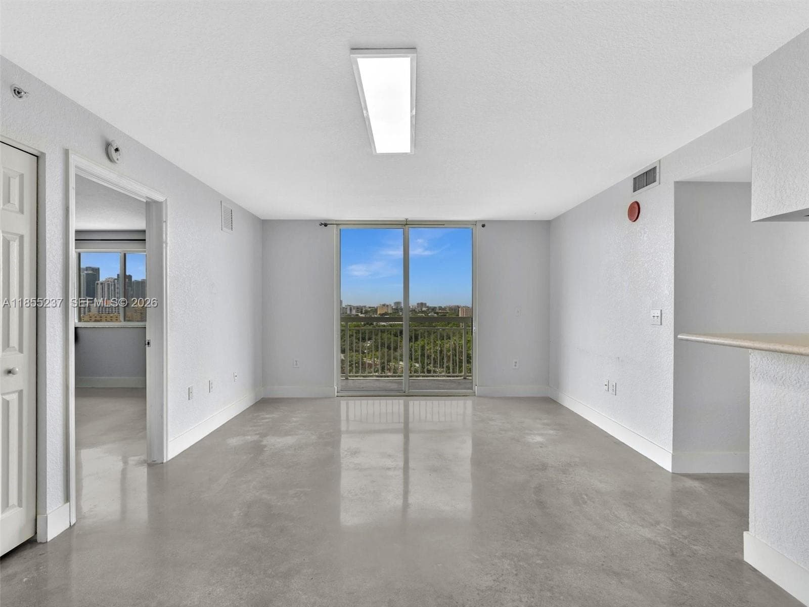 SEYBOLD POINTE CONDO · #1208 in Miami - Photo 8