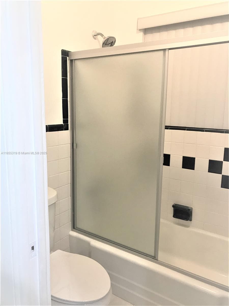 1807 N 40th Ave #1807 photo 17