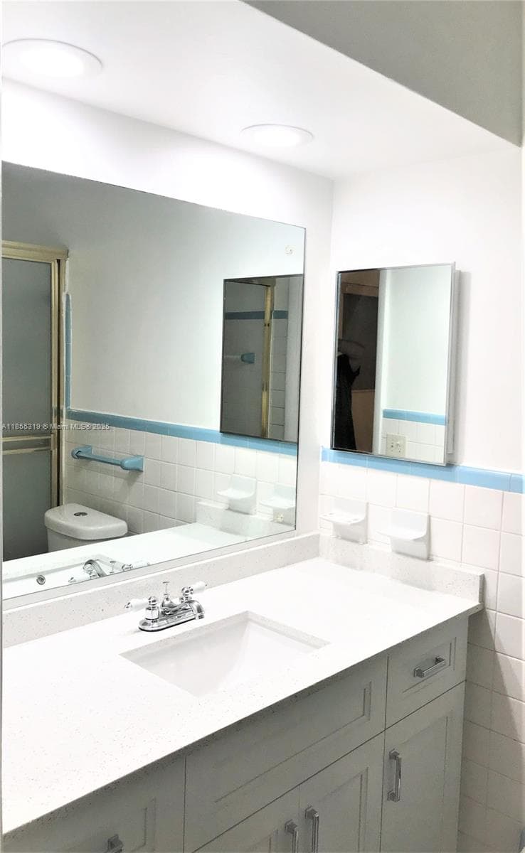 1807 N 40th Ave #1807 photo 12