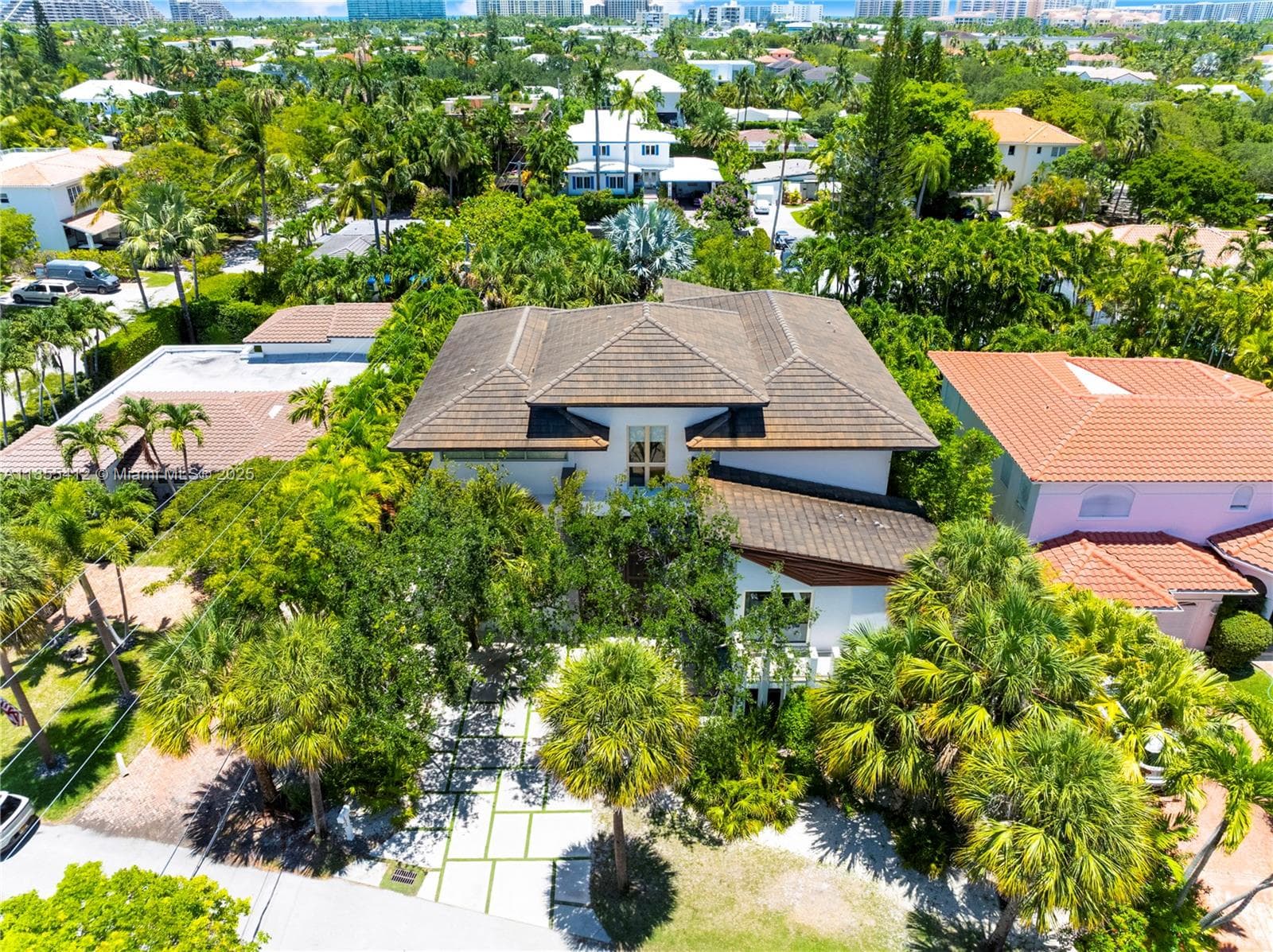 545 SABAL PALM photo 63