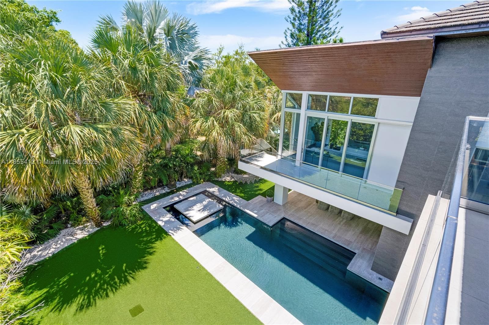 545 SABAL PALM photo 38
