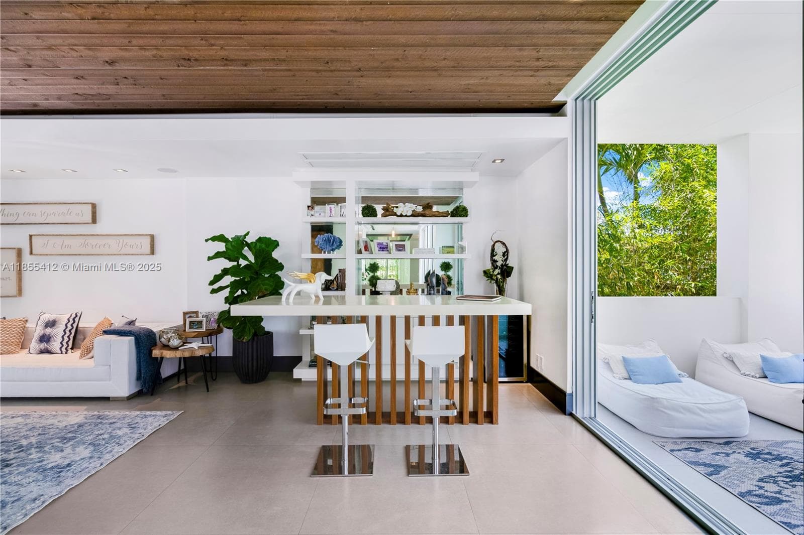 545 SABAL PALM photo 19