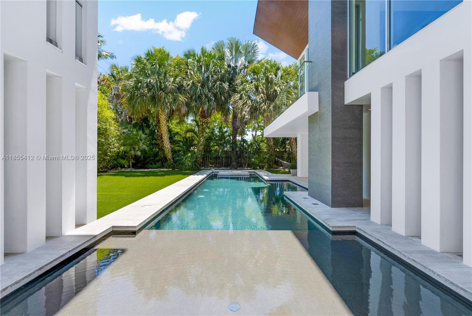 545 SABAL PALM photo 21
