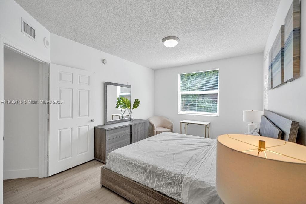 Porto Bellagio · #1511 in Sunny Isles Beach - Photo 52