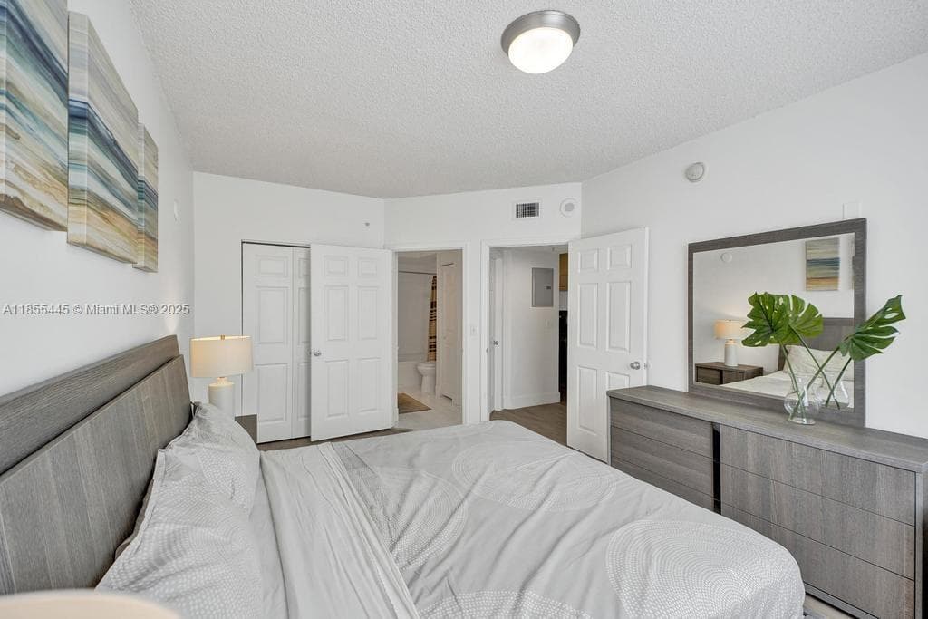 Porto Bellagio · #1511 in Sunny Isles Beach - Photo 53