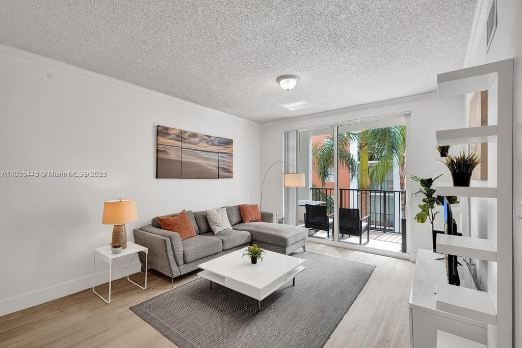 Porto Bellagio · #1511 in Sunny Isles Beach - Photo 3