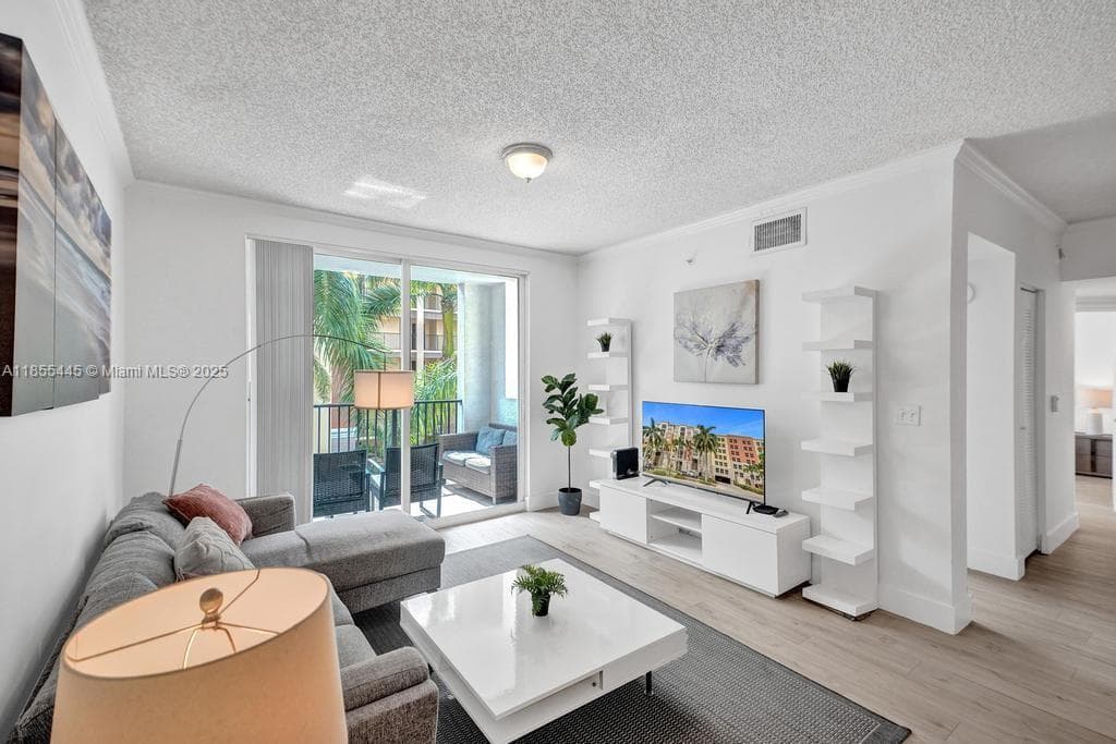 Porto Bellagio · #1511 in Sunny Isles Beach - Photo 69