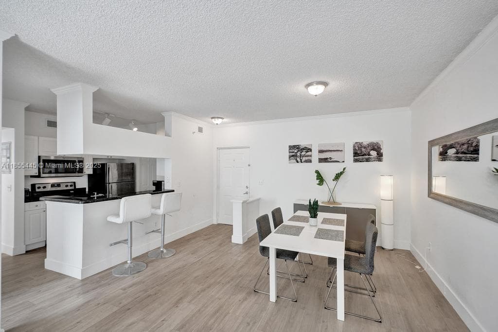 Porto Bellagio · #1511 in Sunny Isles Beach - Photo 64