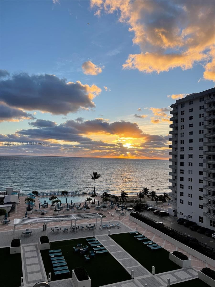 Plaza South · #7C in Fort Lauderdale - Photo 1