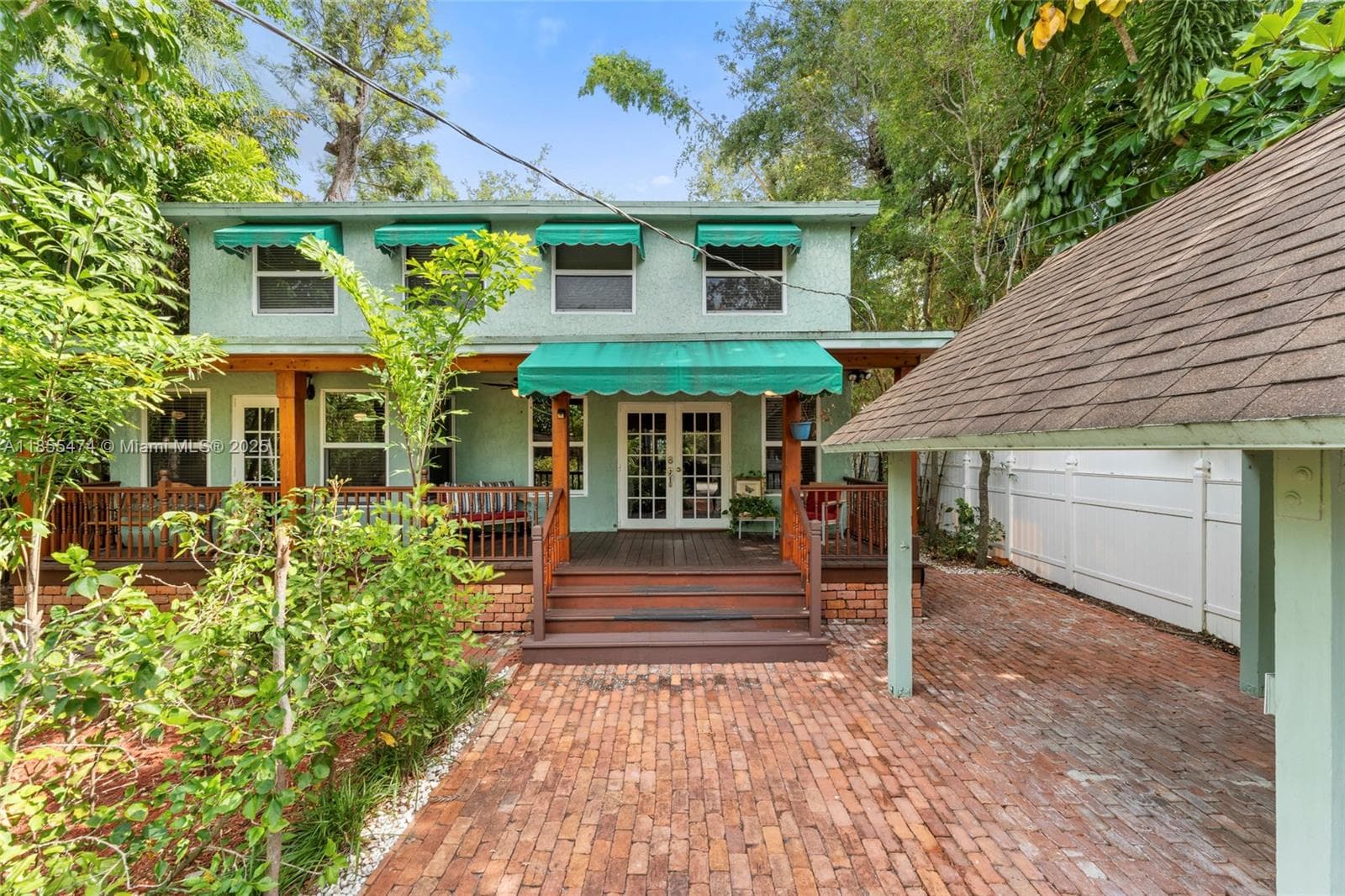 918 Tequesta St photo 5
