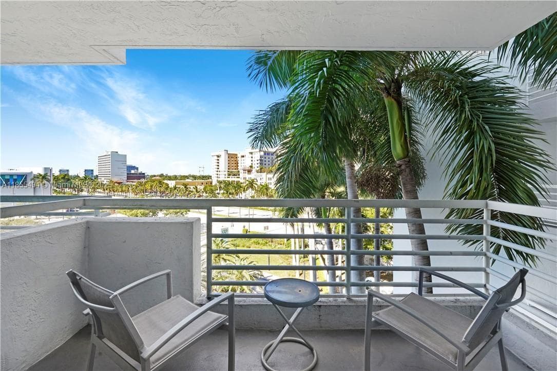 GALLERY ONE CONDO · #521 in Fort Lauderdale - Photo 14