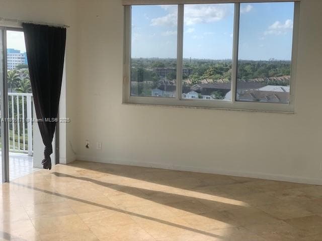 HILLCREST EAST NO 24 COND · #800 in Hollywood - Photo 12